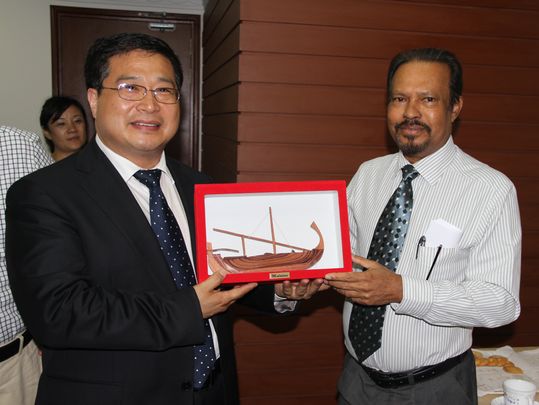 The delegation meeting with Mr. Abdul Samad Abdulla, Foreign Minister of Maldives