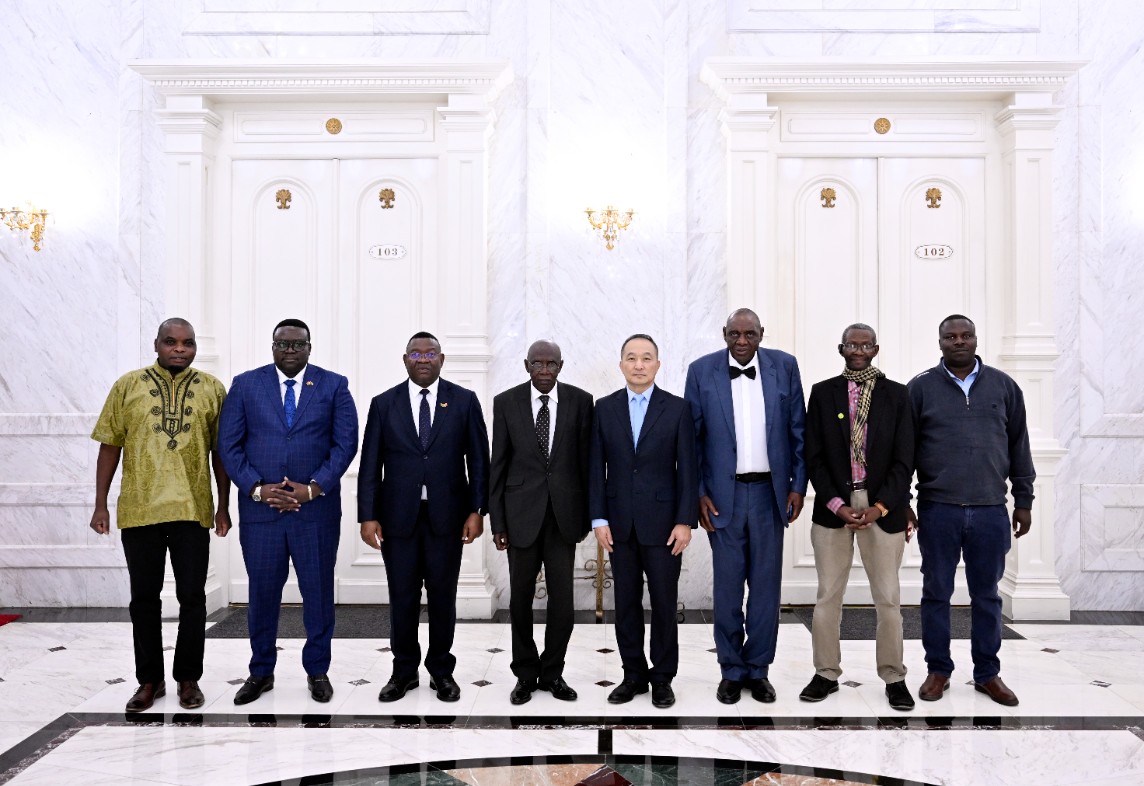 1760685749419991.jpg 微信图片_20251017151900.jpg